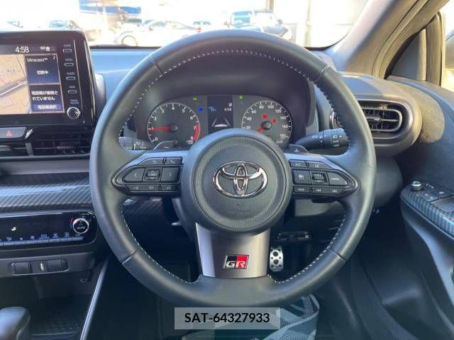 Toyota YARIS 2020-11 228257-9