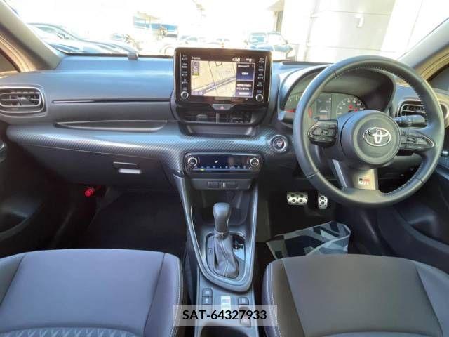 Toyota YARIS 2020-11 228257-1