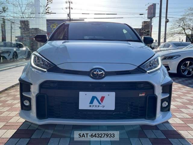 Toyota YARIS 2020-11 228257-16