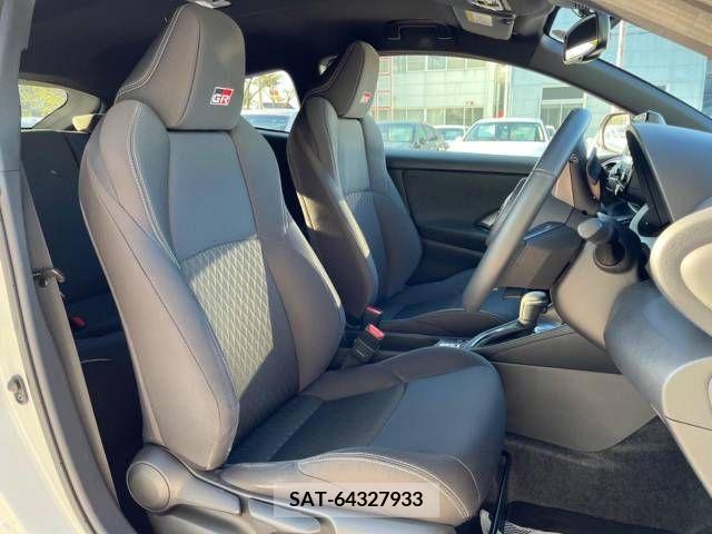Toyota YARIS 2020-11 228257-10