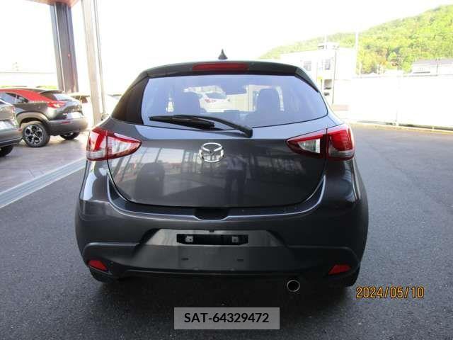 Mazda DEMIO 2016-04 267584-4