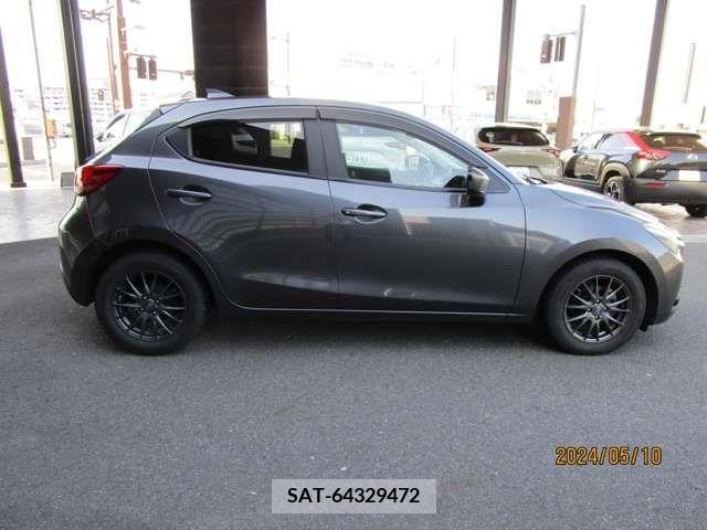 Mazda DEMIO 2016-04 267584-3