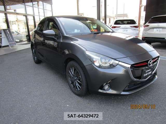 Mazda DEMIO 2016-04 267584-2