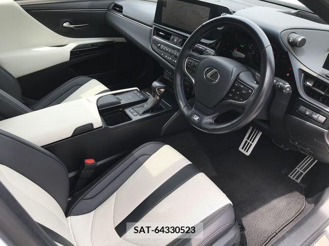 Lexus ES 2022-02 334424-9