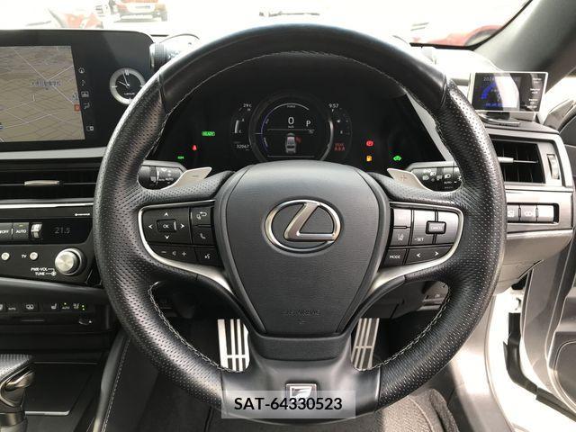 Lexus ES 2022-02 334424-17