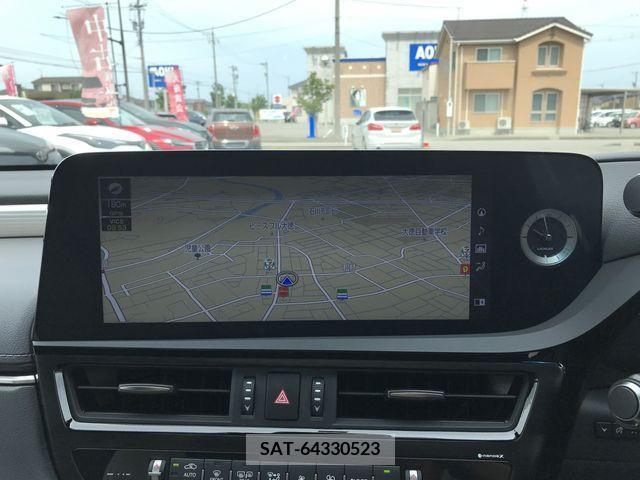 Lexus ES 2022-02 334424-19