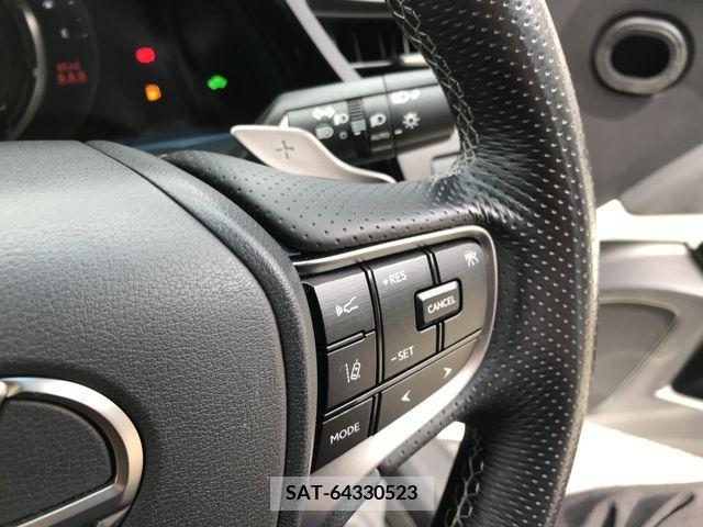 Lexus ES 2022-02 334424-18