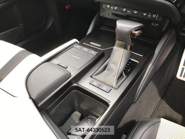 Lexus ES 2022-02 334424-23