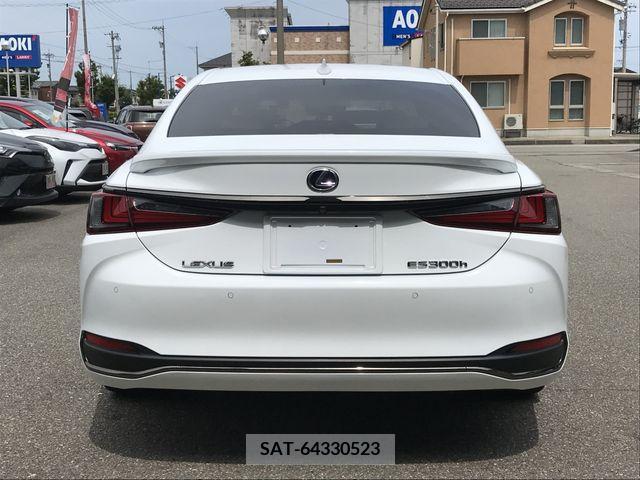 Lexus ES 2022-02 334424-6