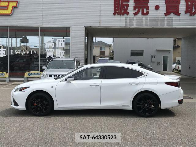 Lexus ES 2022-02 334424-8