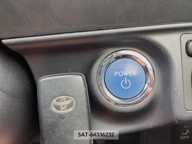 Toyota AQUA 2013-02 314151-4