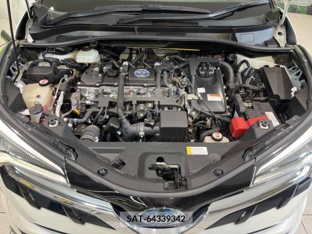 Toyota C-HR 2017-03 322969-17