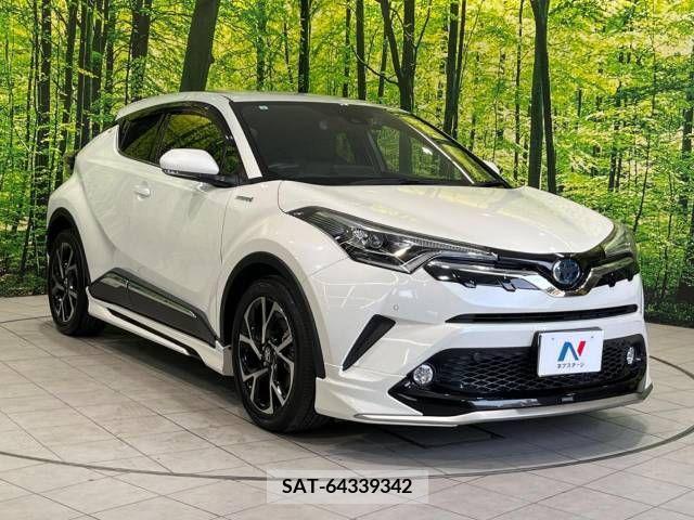 Toyota C-HR 2017-03 322969-15