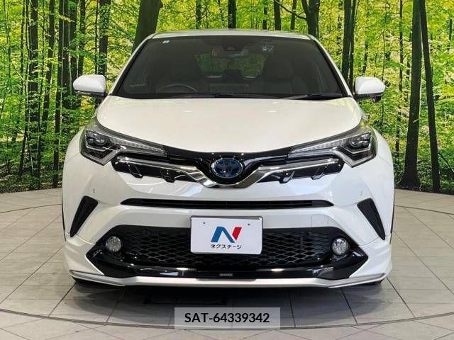 Toyota C-HR 2017-03 322969-13