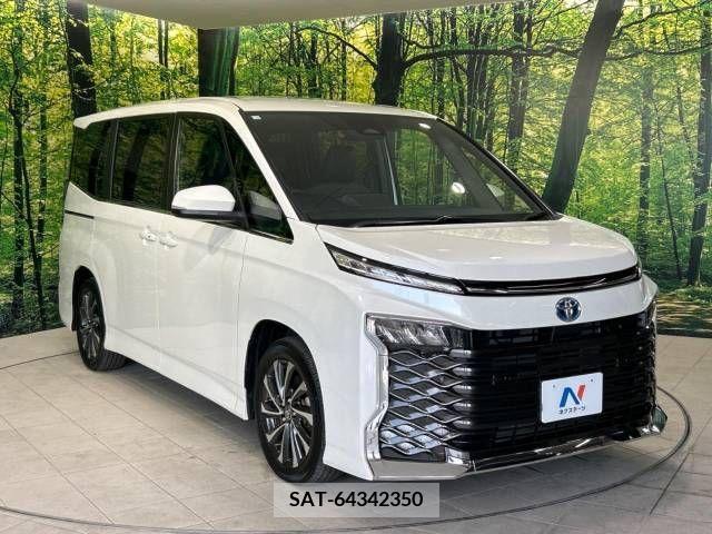 Toyota VOXY HYBRID 2022-04 333124-17