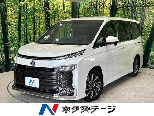 Toyota VOXY HYBRID 2022-04 333124-0