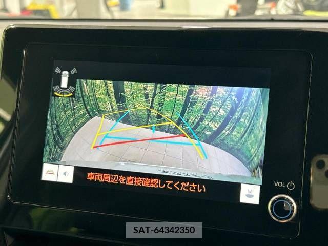 Toyota VOXY HYBRID 2022-04 333124-4