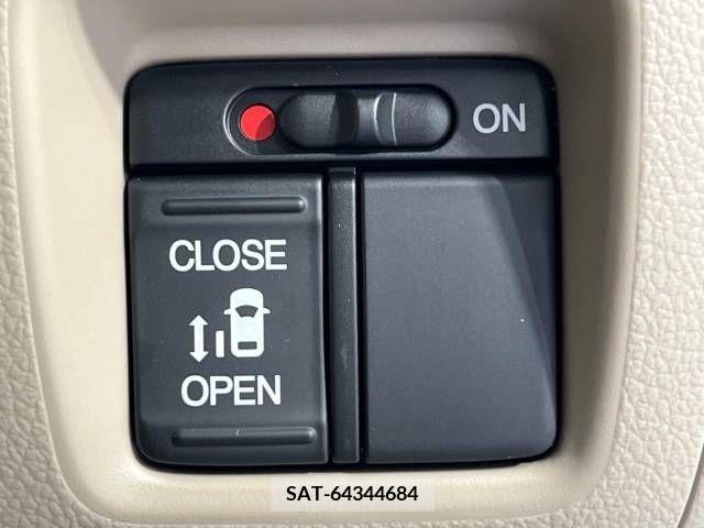 Honda N BOX 2015-05 306606-5