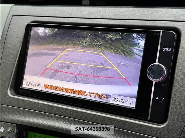 Toyota PRIUS 2014-03 326491-11