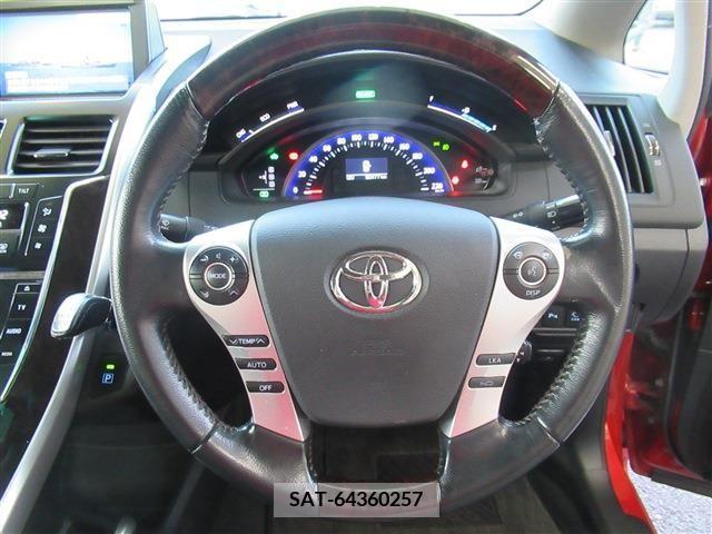 Toyota SAI 2015-12 284009-6