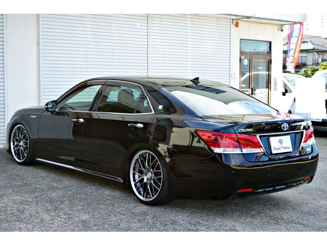 Toyota CROWN MAJESTA 2013-11 20529-17