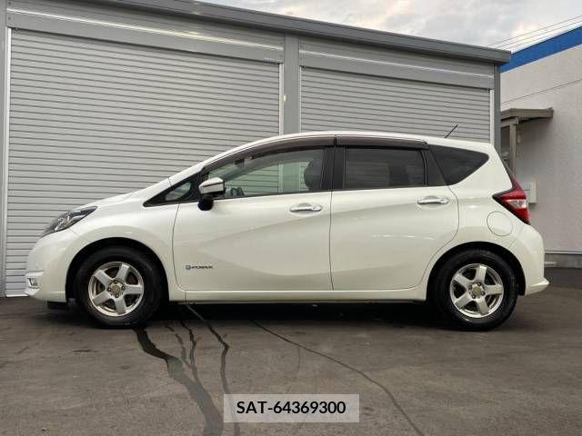 Nissan NOTE 2019-11 365492-9