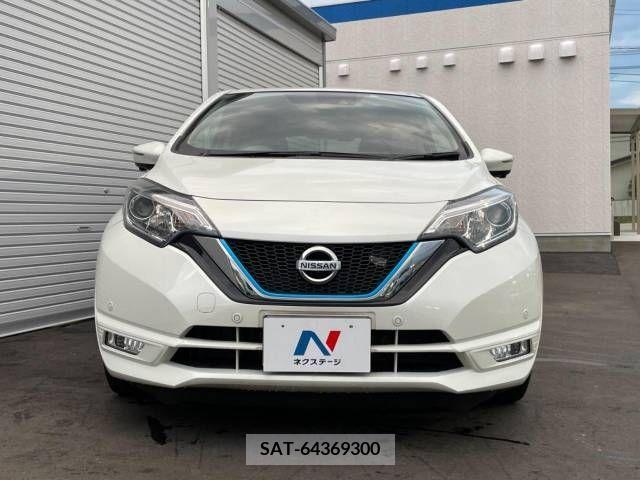 Nissan NOTE 2019-11 365492-8