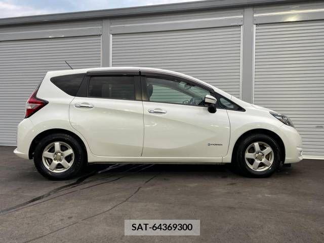 Nissan NOTE 2019-11 365492-13