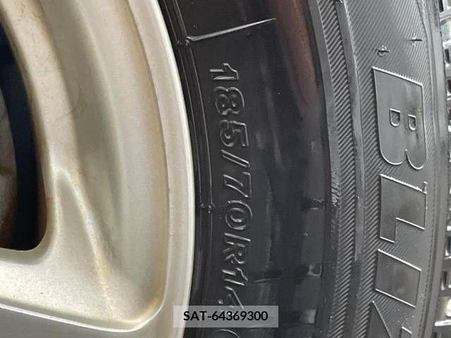 Nissan NOTE 2019-11 365492-4
