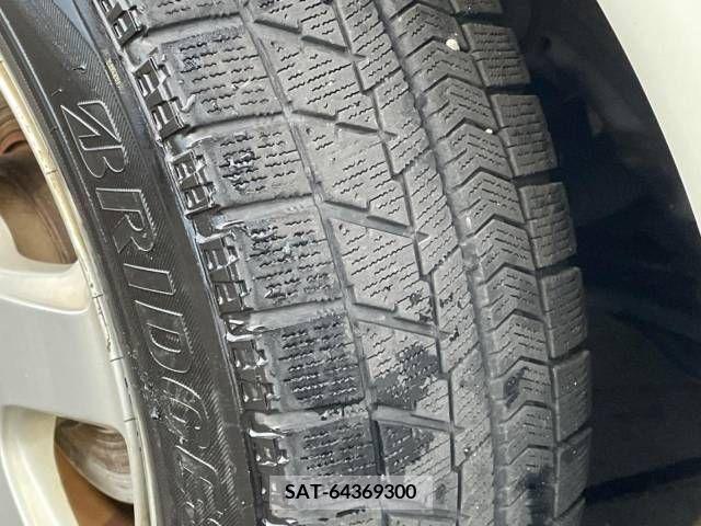 Nissan NOTE 2019-11 365492-3