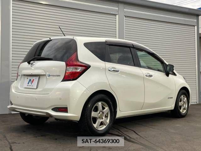 Nissan NOTE 2019-11 365492-11