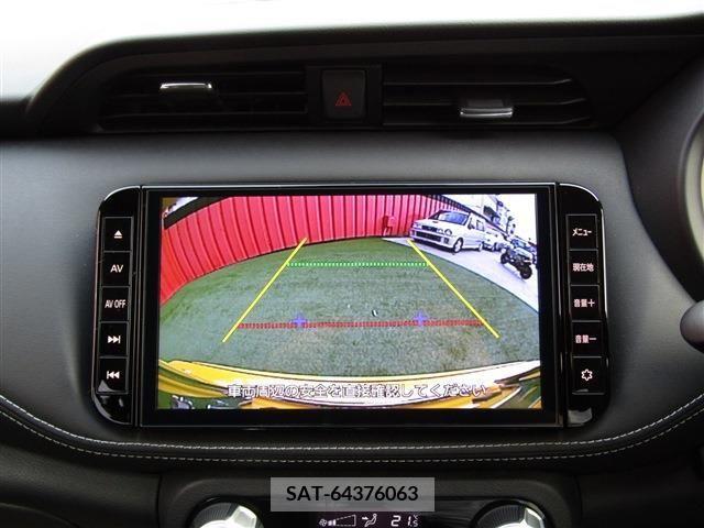 Nissan KICKS 2021-05 314951-3