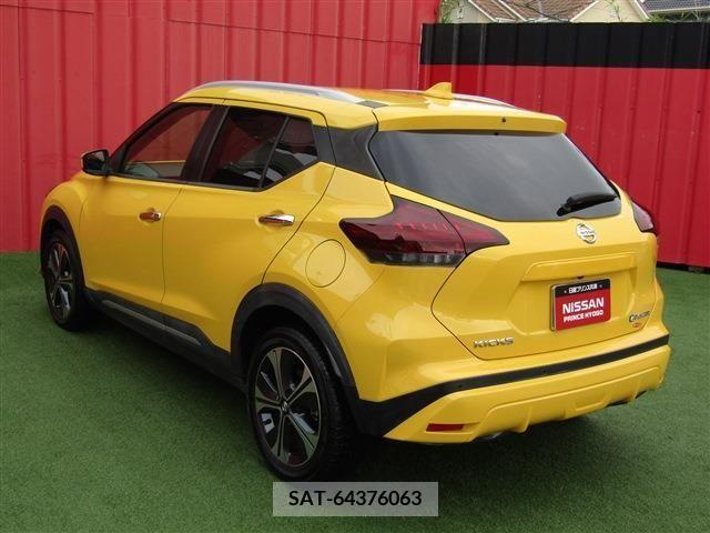 Nissan KICKS 2021-05 314951-1