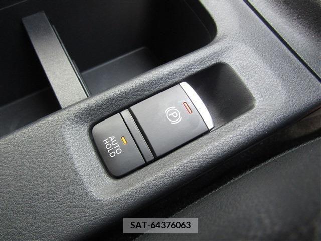 Nissan KICKS 2021-05 314951-15