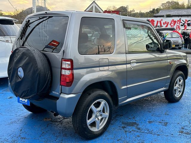 Nissan KIX 2011-06 195626-3