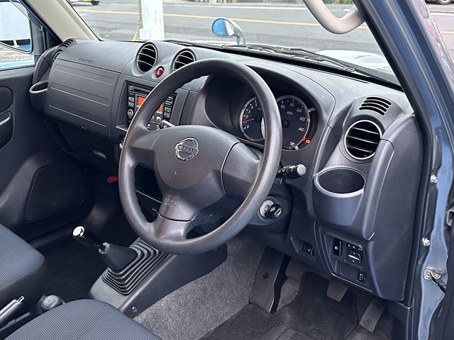 Nissan KIX 2011-06 195626-14