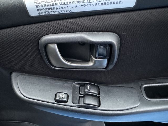 Nissan KIX 2011-06 195626-20