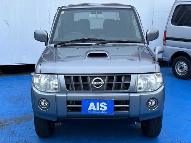 Nissan KIX 2011-06 195626-1