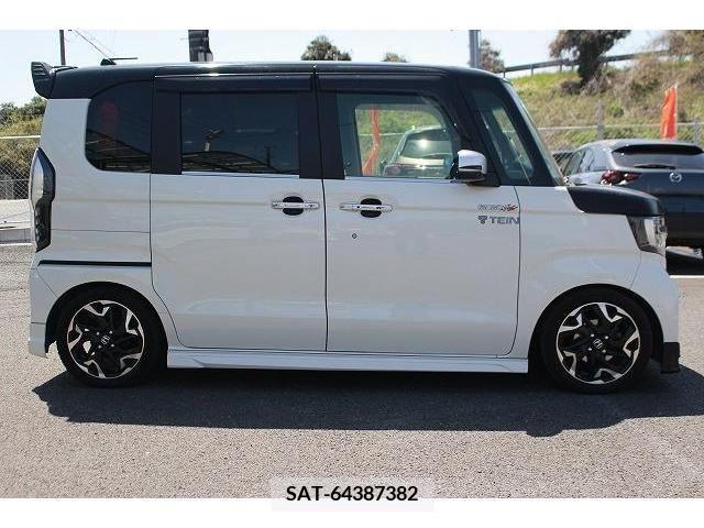 Honda N BOX CUSTOM 2017-12 246416-7