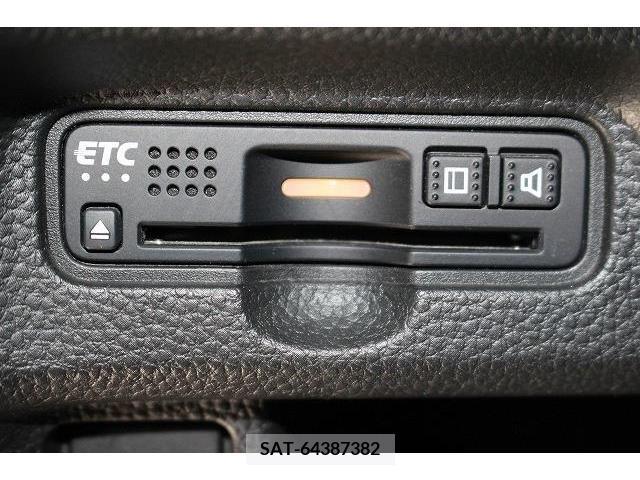 Honda N BOX CUSTOM 2017-12 246416-3