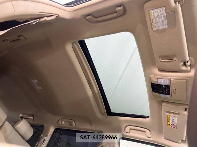 Toyota LAND CRUISER PRADO 2022-10 339275-2