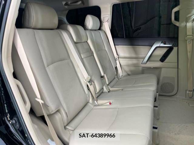 Toyota LAND CRUISER PRADO 2022-10 339275-10