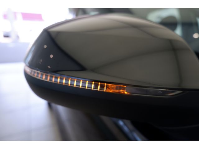 Audi Q5 2022-12 11210-26