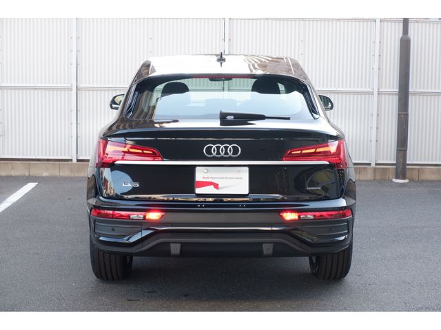 Audi Q5 2022-12 11210-3