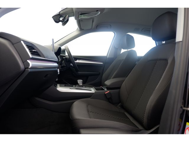 Audi Q5 2022-12 11210-12