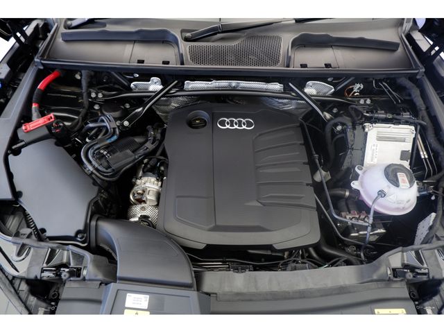 Audi Q5 2022-12 11210-11