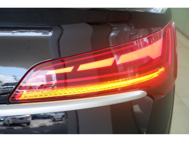 Audi Q5 2022-12 11210-27