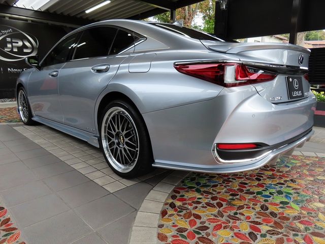 Lexus ES 2021-11 185474-9