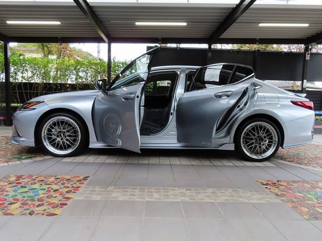 Lexus ES 2021-11 185474-13