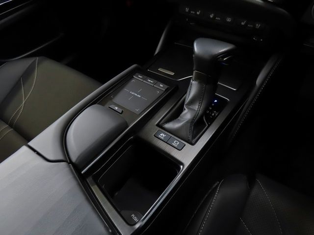 Lexus ES 2021-11 185474-23